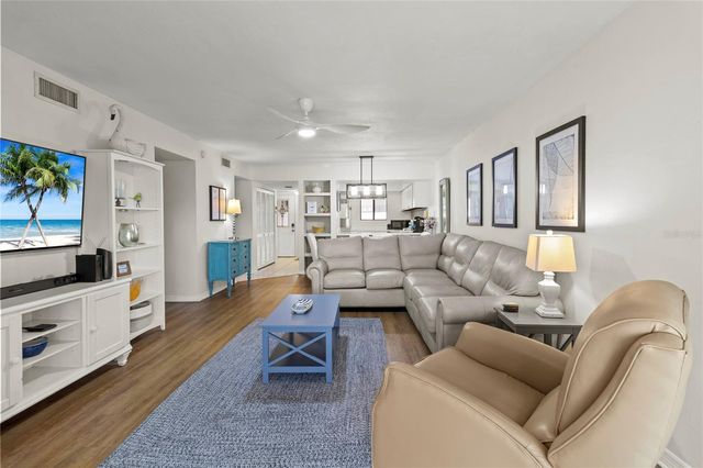 1801 GULF DRIVE N 275, Bradenton Beach, FL 34217