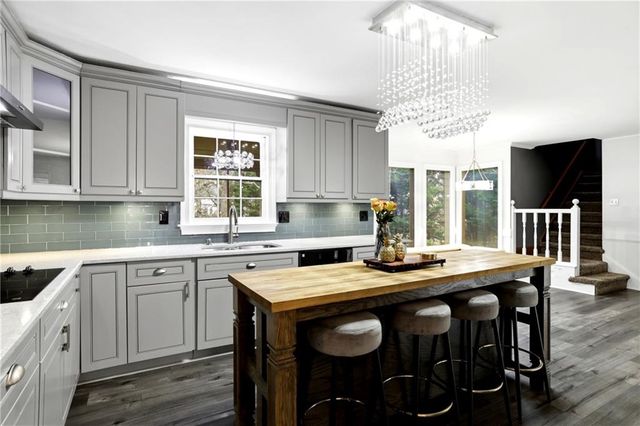 3551 Southern Bay Court, Snellville, GA 30039
