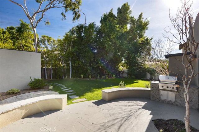 248 N Rexford Drive, Beverly Hills, CA 90210
