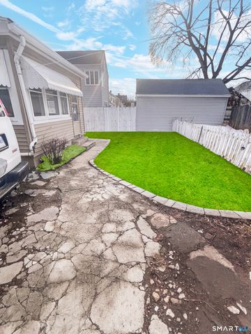 660 West Jackson Avenue, Bridgeport, CT 06604