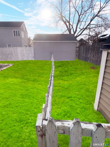 660 West Jackson Avenue, Bridgeport, CT 06604