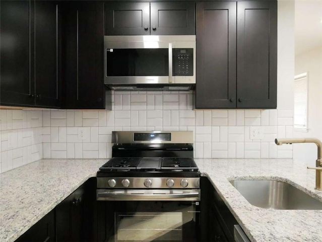 2756 Oldknow Drive, Atlanta, GA 30318
