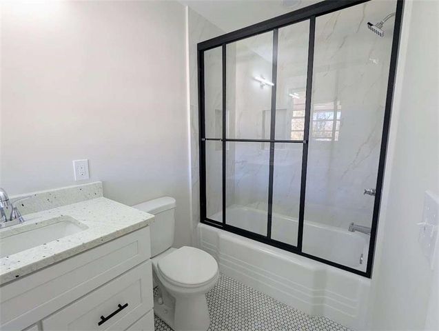 2756 Oldknow Drive, Atlanta, GA 30318