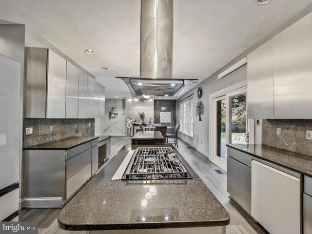 11 TALLEY, North Potomac, MD 20878