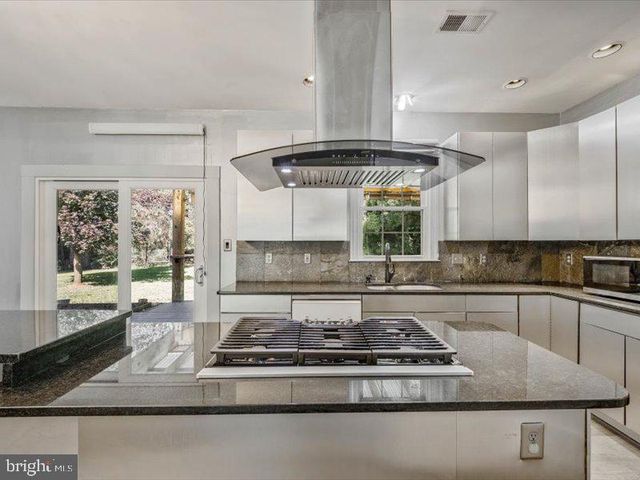 11 TALLEY, North Potomac, MD 20878