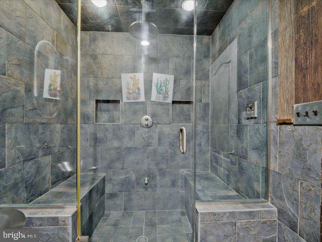 11 TALLEY, North Potomac, MD 20878