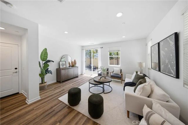 385 N Avelina, Anaheim, CA 92805