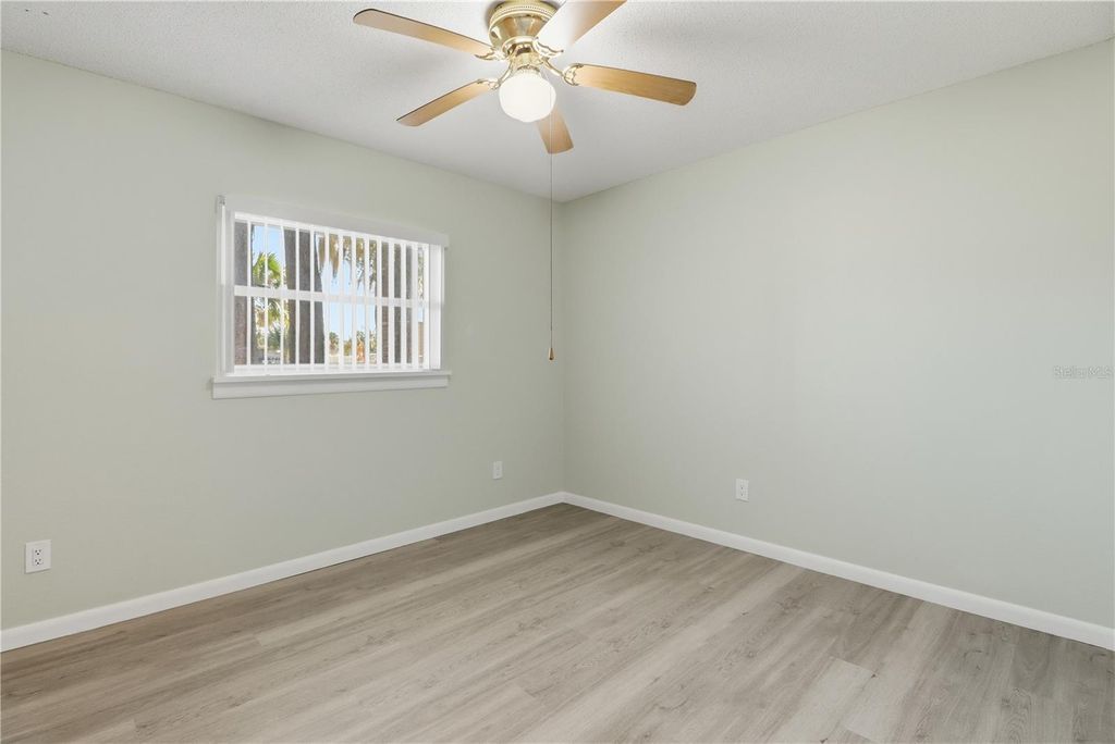 Image 32 of property listing at 9140 W HARBOR ISLE COURT, Crystal River, FL 34429