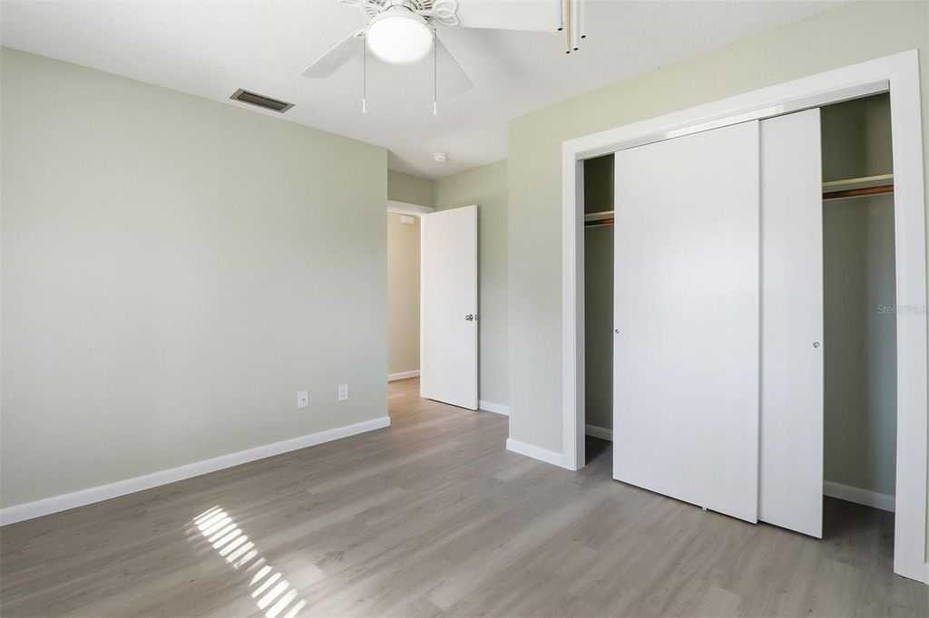 Image 35 of property listing at 9140 W HARBOR ISLE COURT, Crystal River, FL 34429