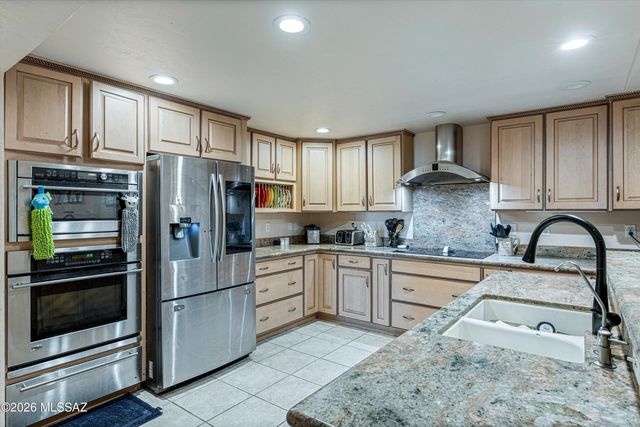 460 E Yvon Drive, Tucson, AZ 85704