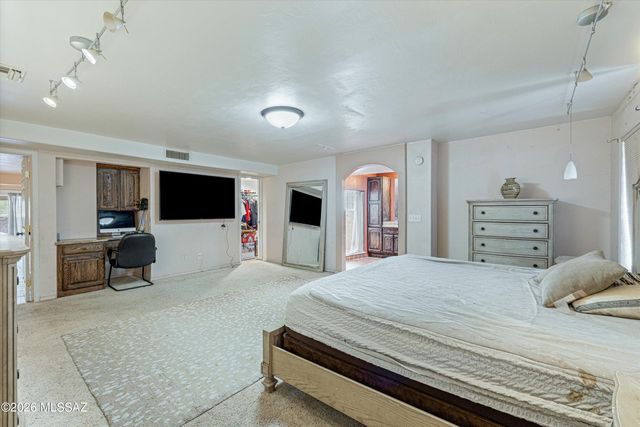 460 E Yvon Drive, Tucson, AZ 85704