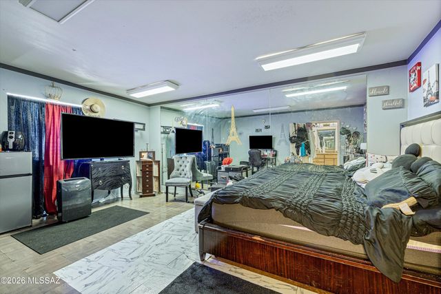 460 E Yvon Drive, Tucson, AZ 85704