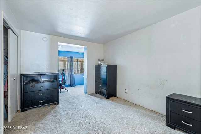 460 E Yvon Drive, Tucson, AZ 85704