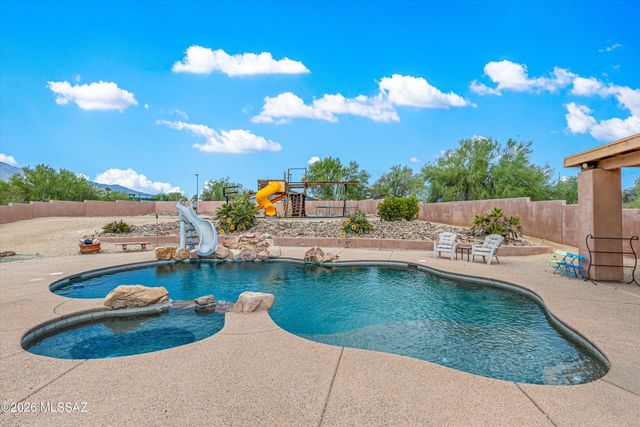 460 E Yvon Drive, Tucson, AZ 85704