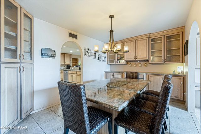 460 E Yvon Drive, Tucson, AZ 85704