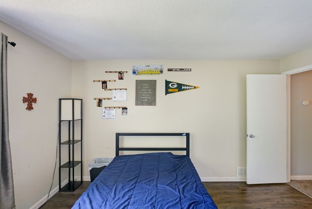 3450 Cedarview Court, Bettendorf, IA 52722