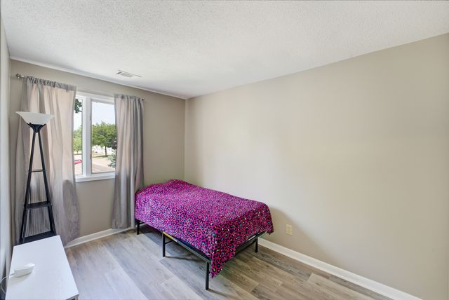 3450 Cedarview Court, Bettendorf, IA 52722
