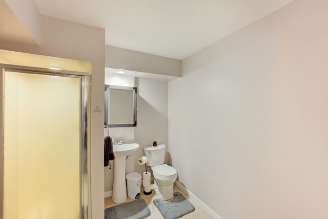 3450 Cedarview Court, Bettendorf, IA 52722