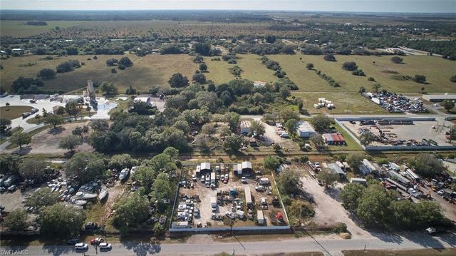 319 N Industrial LOOP, Labelle, FL 33935
