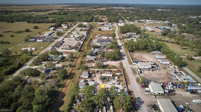 319 N Industrial LOOP, Labelle, FL 33935