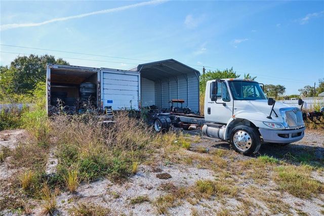 319 N Industrial LOOP, Labelle, FL 33935