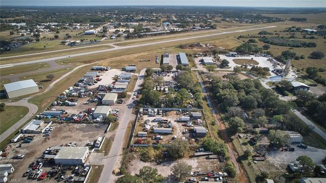 319 N Industrial LOOP, Labelle, FL 33935