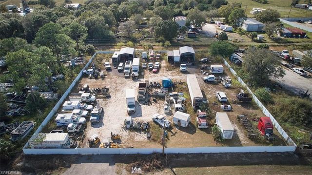 319 N Industrial LOOP, Labelle, FL 33935
