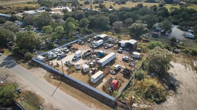 319 N Industrial LOOP, Labelle, FL 33935