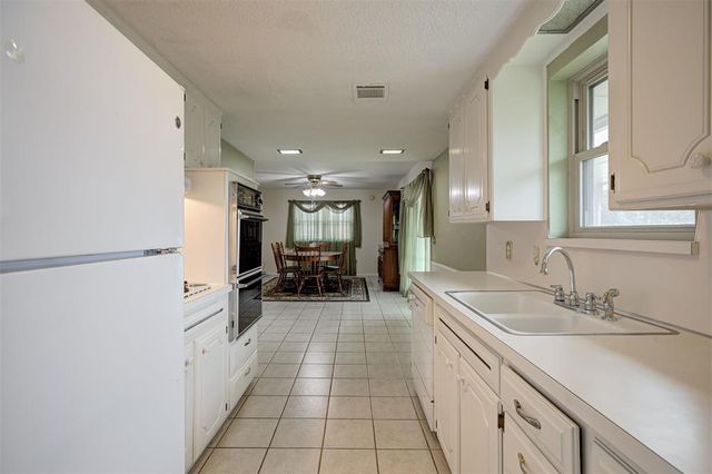 3000 SW 62nd Street, Oklahoma City, OK 73159