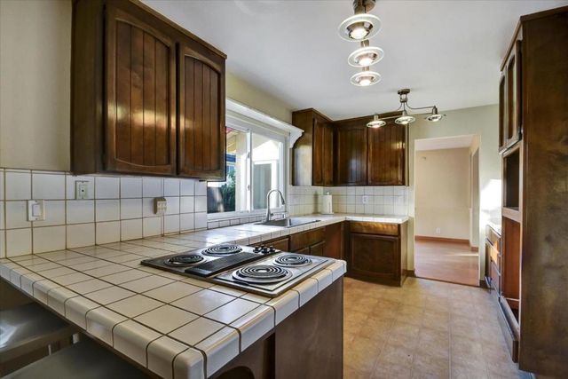 6595 Princevalle Street, Gilroy, CA 95020