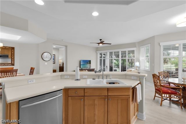 1273 Rialto WAY 102, Naples, FL 34114
