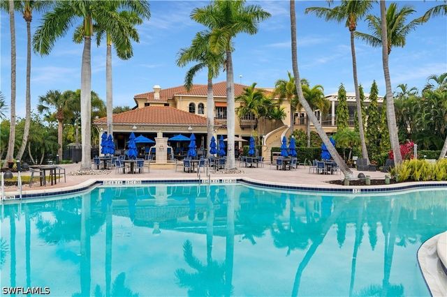 1273 Rialto WAY 102, Naples, FL 34114