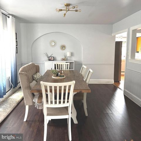222 ROCK GLEN RD, Wynnewood, PA 19096