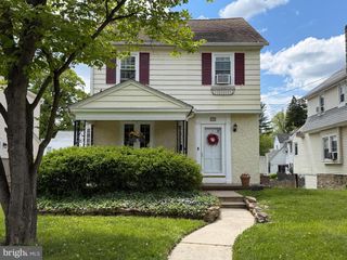 222 ROCK GLEN RD, Wynnewood, PA 19096