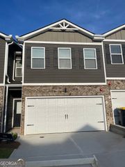 11538 Kimberly Way, Hampton, GA 30228