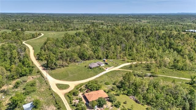 11368 Hardeman Lane, Rogers, AR 72756