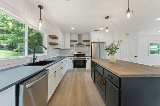 213 Delina Boonshill Rd, Petersburg, TN 37144