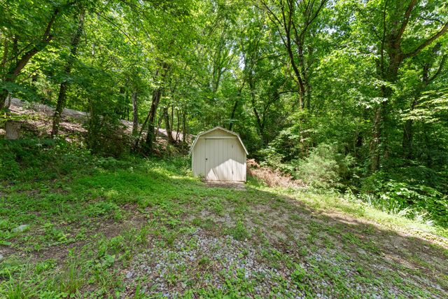 213 Delina Boonshill Rd, Petersburg, TN 37144