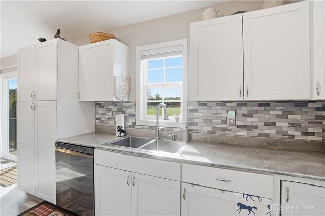 212 School Road, Wilmington, OH 45177
