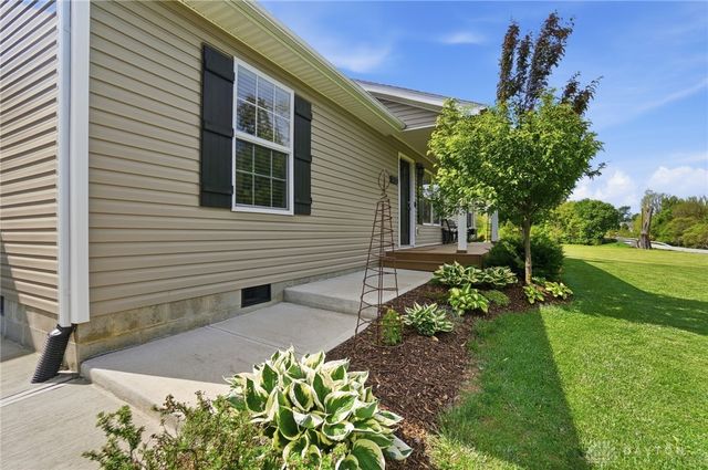 212 School Road, Wilmington, OH 45177