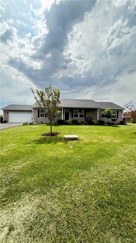 212 School Road, Wilmington, OH 45177