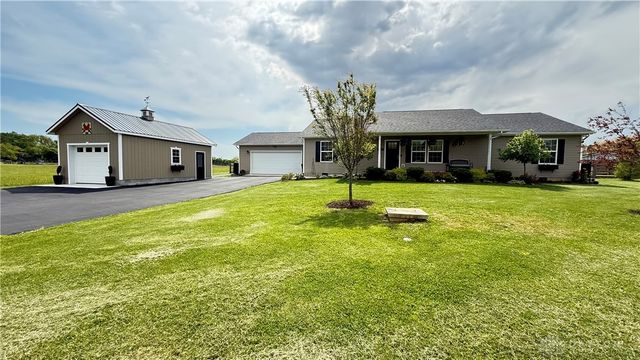 212 School Road, Wilmington, OH 45177