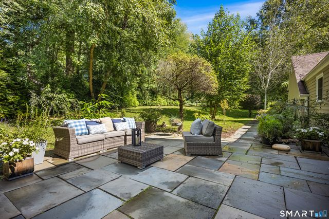 98 Old Boston Road, Wilton, CT 06897