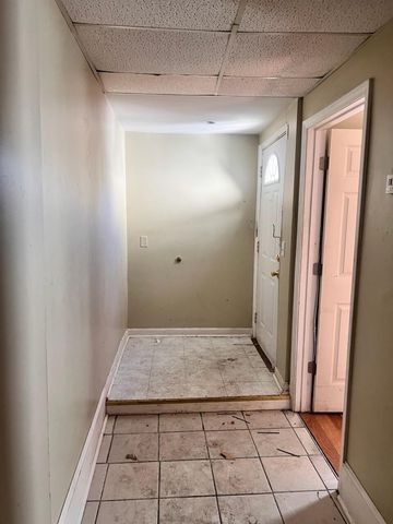 2208 10th ST, Roanoke, VA 24012