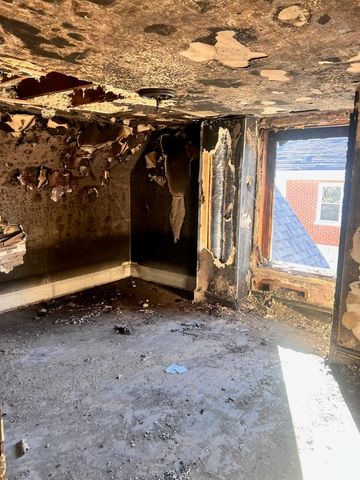 2208 10th ST, Roanoke, VA 24012