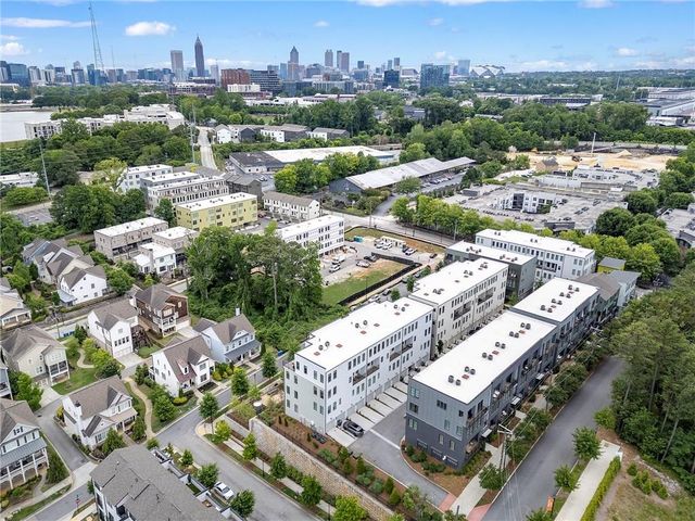 1290 Longreen Terr NW 2, Atlanta, GA 30318