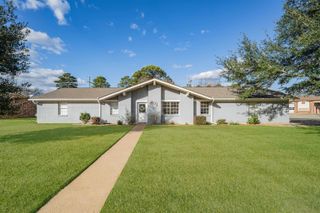 401 Sheffield Dr., Longview, TX 75605