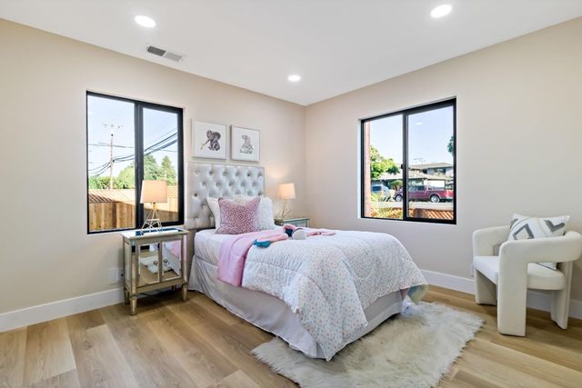 1707 Fruitdale Avenue, San Jose, CA 95128