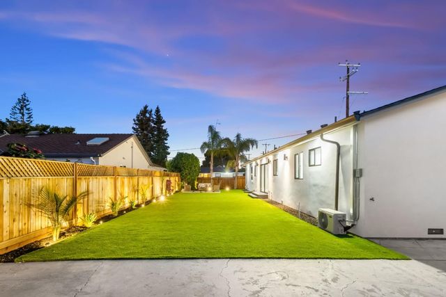 1707 Fruitdale Avenue, San Jose, CA 95128