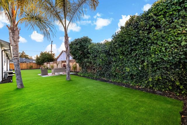 1707 Fruitdale Avenue, San Jose, CA 95128